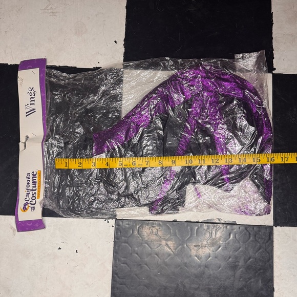 Bat / Vampire Vixen Costume with Wings - Picture 11 of 11